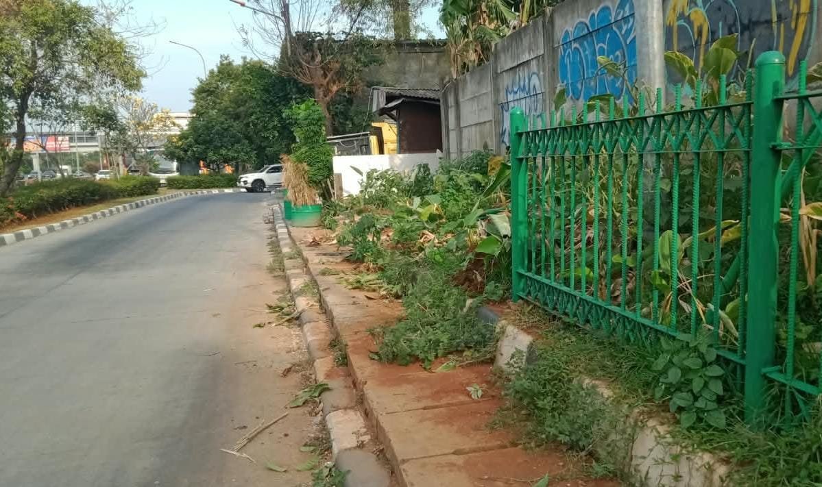 Alih Fungsi Lahan Kembali Terjadi di Sisi Tol Kembang Kerep Kembangan, Walikota Jakarta Barat Diminta Segera Tindak Tegas 7 IMG 20260901 WA00001
