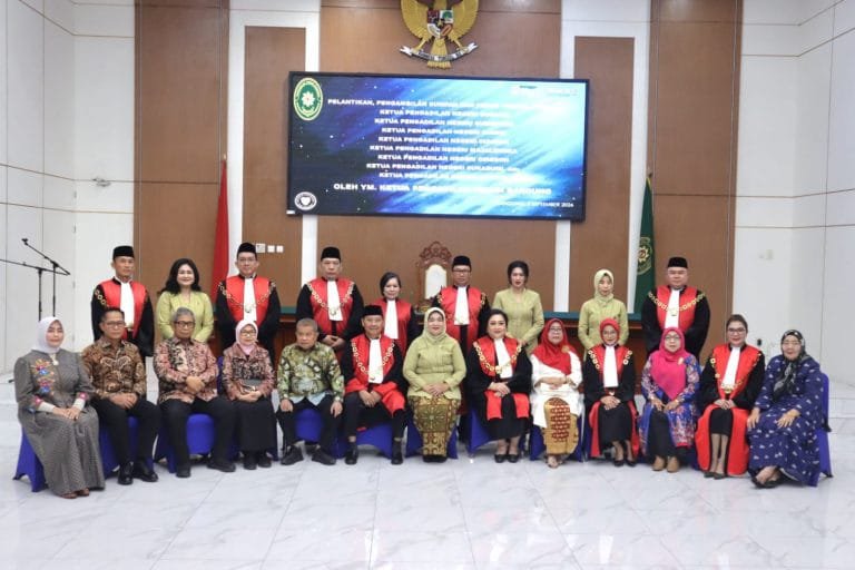 Keluarga Besar Jurnalaktual.com Mengucapkan Selamat atas Pelantikan Hera Polosia Destiny, S.H., M.H. sebagai Ketua Pengadilan Negeri Cirebon 3 IMG 20260904 WA0125