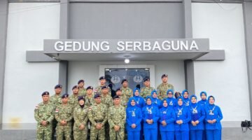 Semarak HUT Ke-81 TNI, Danlanal Bintan Bersama Prajurit Ikuti Donor Darah