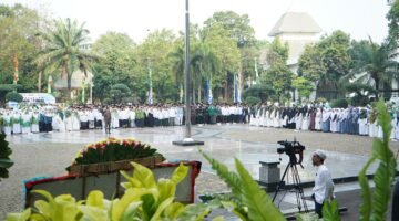 Kapolres Jakut Hadiri Apel Hari Santri 2026, Ajak Santri Jaga Persatuan dan Keamanan Bangsa