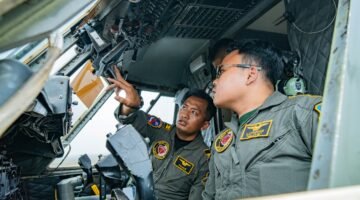 Percepat Penanganan Karhutla di Palembang, Satgas OMC Semai Dry Ice dan NaCl sebanyak 5 sorti
