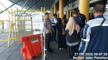 Polres Pelabuhan Tanjung Priok Laksanakan, Pelayanan Dan Pengamanan Embarkasi KM Kelimutu Tujuan Pontianak, 424 Penumpang Terlayani Aman dan Tertib