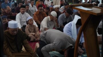 Kapolres Metro Jakarta Utara Gelar Sholat Jumat Keliling di Masjid Al – Amin di Kelapa Gading, Ajak Masyarakat Bersama Jaga Kamtibmas